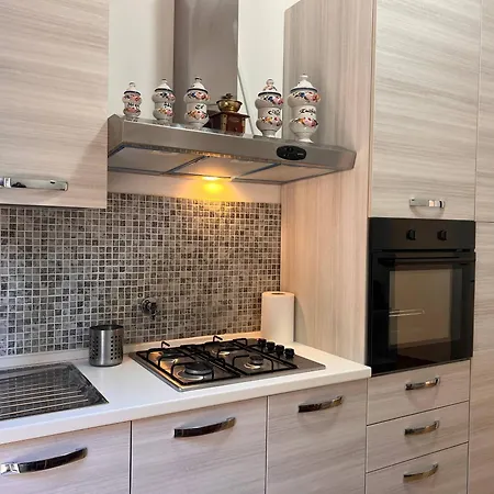 Relax & Mare Apartament *